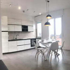 Caseospitali - Casa Lumiere Bilo Panoramico E Luminoso - Piano 3 No Ascensore Cernusco Sul Naviglio